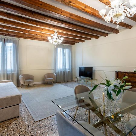 San Vio Palace Luxury Apartments 베니스 외부 사진