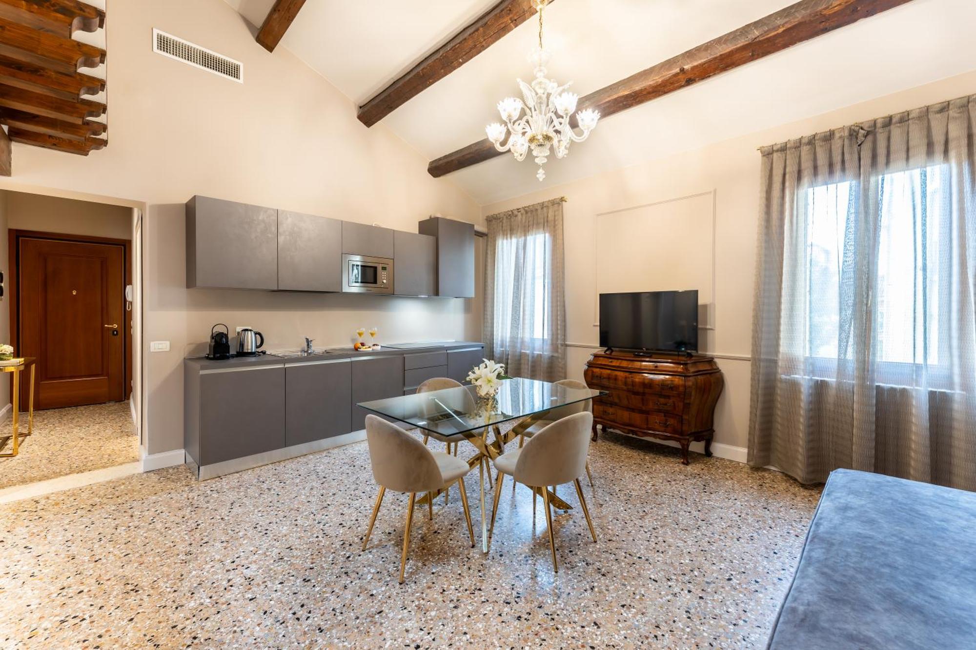 San Vio Palace Luxury Apartments 베니스 외부 사진