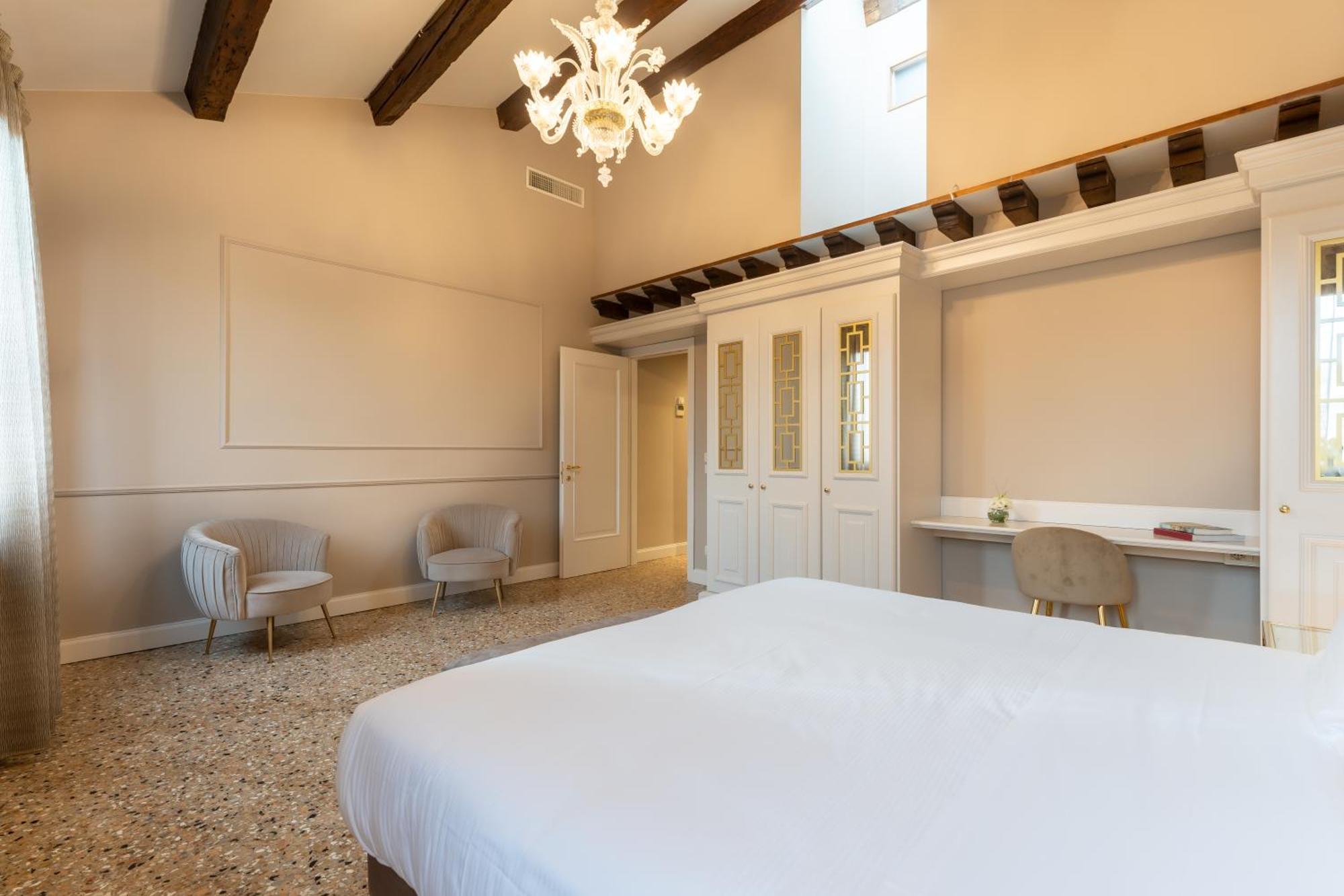 San Vio Palace Luxury Apartments 베니스 외부 사진