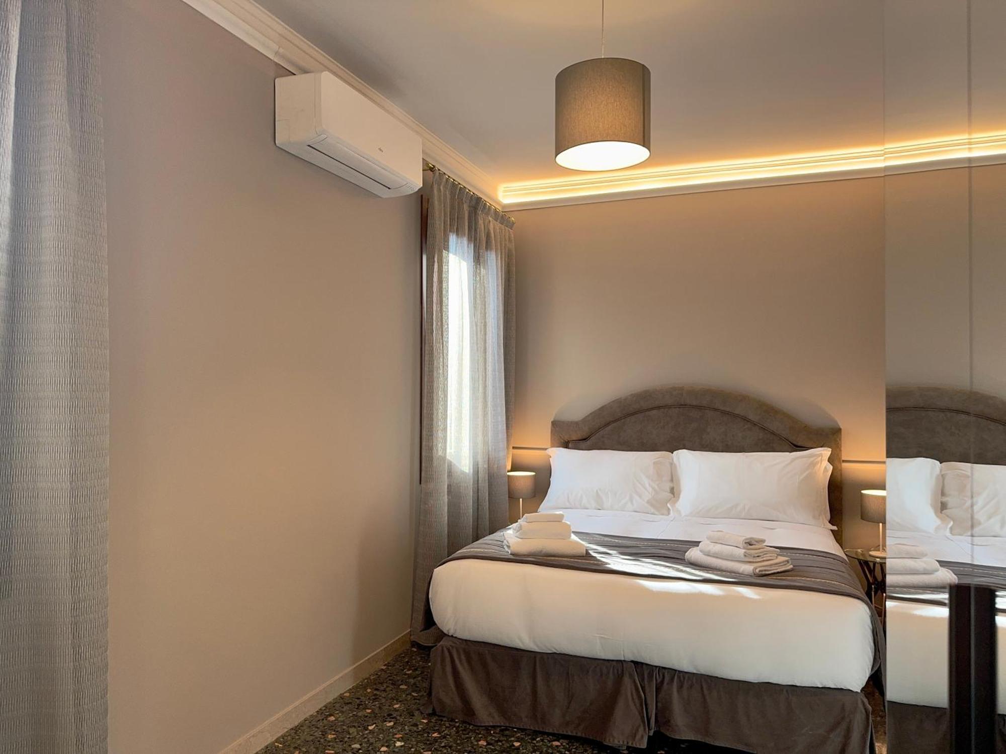San Vio Palace Luxury Apartments 베니스 외부 사진
