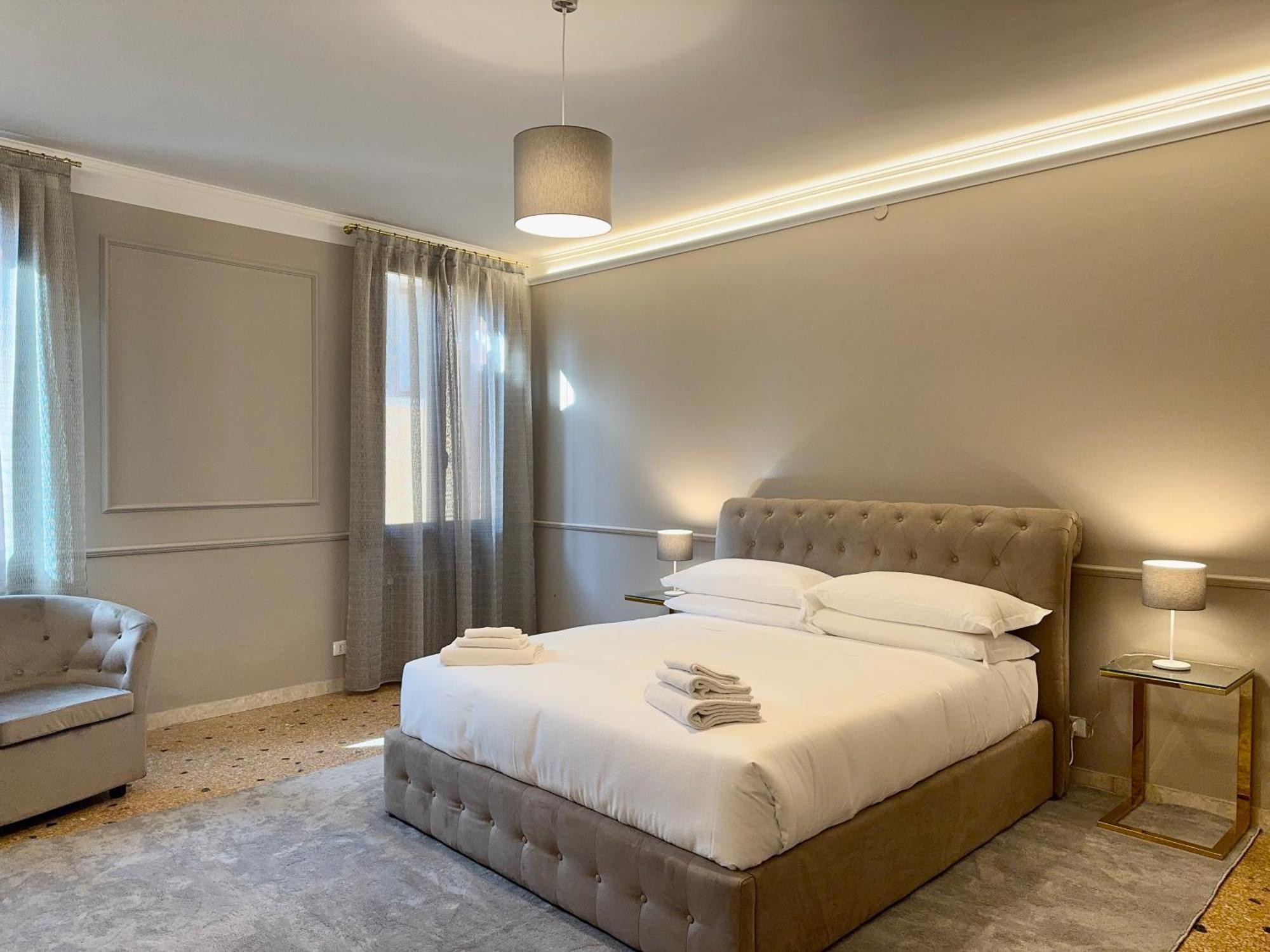 San Vio Palace Luxury Apartments 베니스 외부 사진
