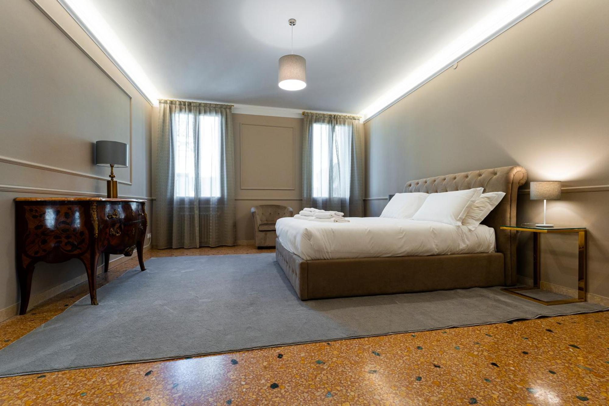 San Vio Palace Luxury Apartments 베니스 외부 사진